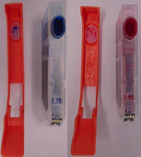 File:Compatible Canon CLI-42 (Bottom View Clip Off3).jpg